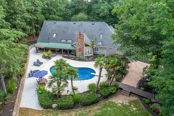 Relax In Private Pool & Cozy Gazebo At Param Farms - Cartersville, GA