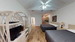 Interior - Club Villas Unit 23A - Lower Level (Sunset Beach)