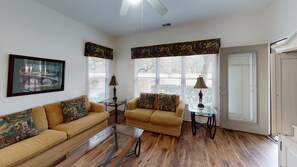 Interior - Club Villas Unit 23A - Lower Level (Sunset Beach)