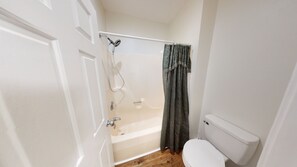 Interior - Club Villas Unit 23A - Lower Level (Sunset Beach)