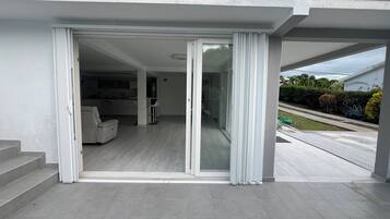 DĂ©tail de lâextĂ©rieur