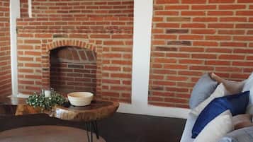 Cabaña Confort, vistas al patio | Interior