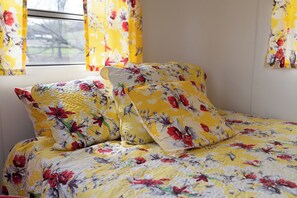 Accès Internet, draps fournis