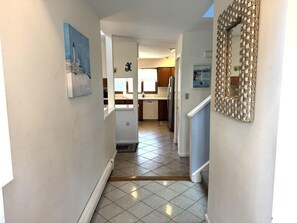 Interior - Pool. Close to Beach. Sleeps 11 Guests (Villas)