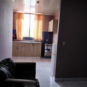Classic Apartment, Balcony, City View | Interior - Hotel Dimashq (Penonomé)