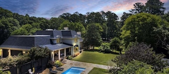 威克斯福法式城堡附泳池度假屋