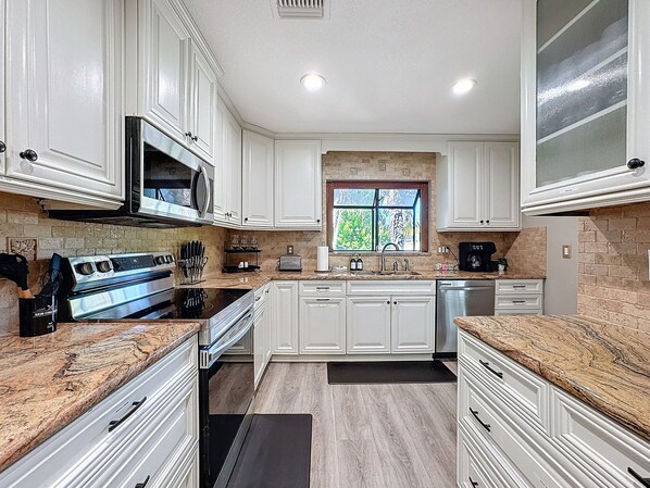 Interior - 1465 Satsuma Street (Clearwater)