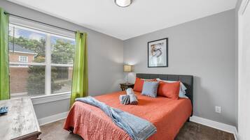 Apartment (2 Bedrooms) | Front of property