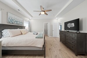 Interior - Lopez Lounge 1018 Main St (Clarksville)