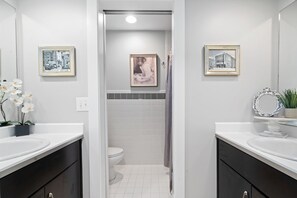 Apartment (2 Bedrooms) | Interior - The Lofts of Downtown! (Clarksville)