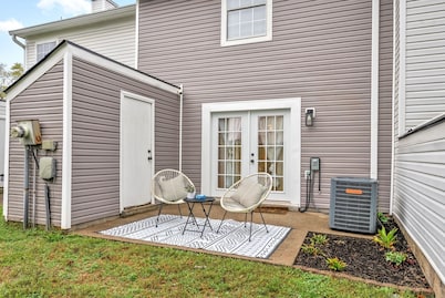 Emerald Horizon 104 Azalea Ct