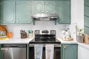 Interior - Emerald Horizon 104 Azalea Ct (Clarksville)