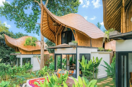 Romantic Duplex, Private Pool, Park View | Exterior. Sindu Village Ubud