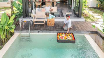 Romantic Duplex, Private Pool, Park View | Pool