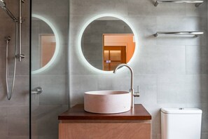 Hair dryer - Studio Puriri • Vibrant • Artistic Studio (Raglan)