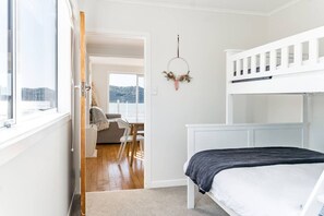 2 Schlafzimmer, Bügeleisen/Bügelbrett, Reisekinderbett, WLAN