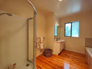 Hair dryer - Fiordland Family Favourite (Te Anau)