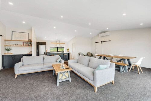 Beach Days & Relaxing Stays