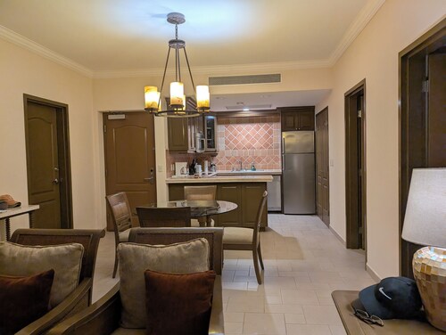  Stay at the 5 star VDP Loreto/play on site at the spectacular TPC Danzante Bay