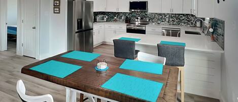 House (3 Bedrooms) | Property amenity