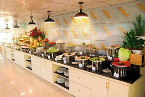 Dining - ELC Luxury Da Lat Hotel & Apartment (Da Lat)