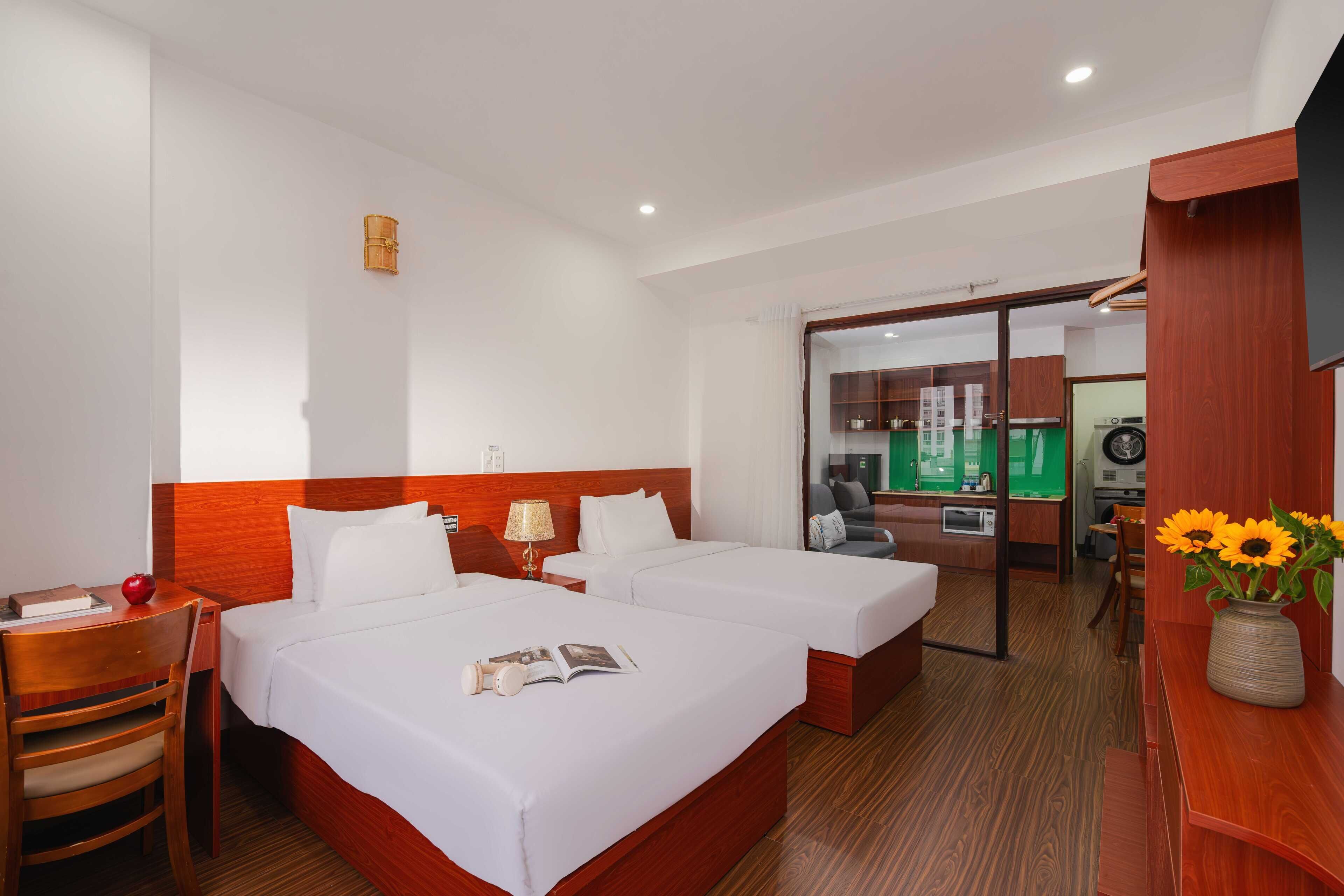 Senior Apartment, Balcony, City View | Free WiFi