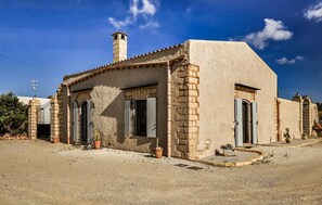 Exterior - Gorgeous home in Menfi (Menfi)