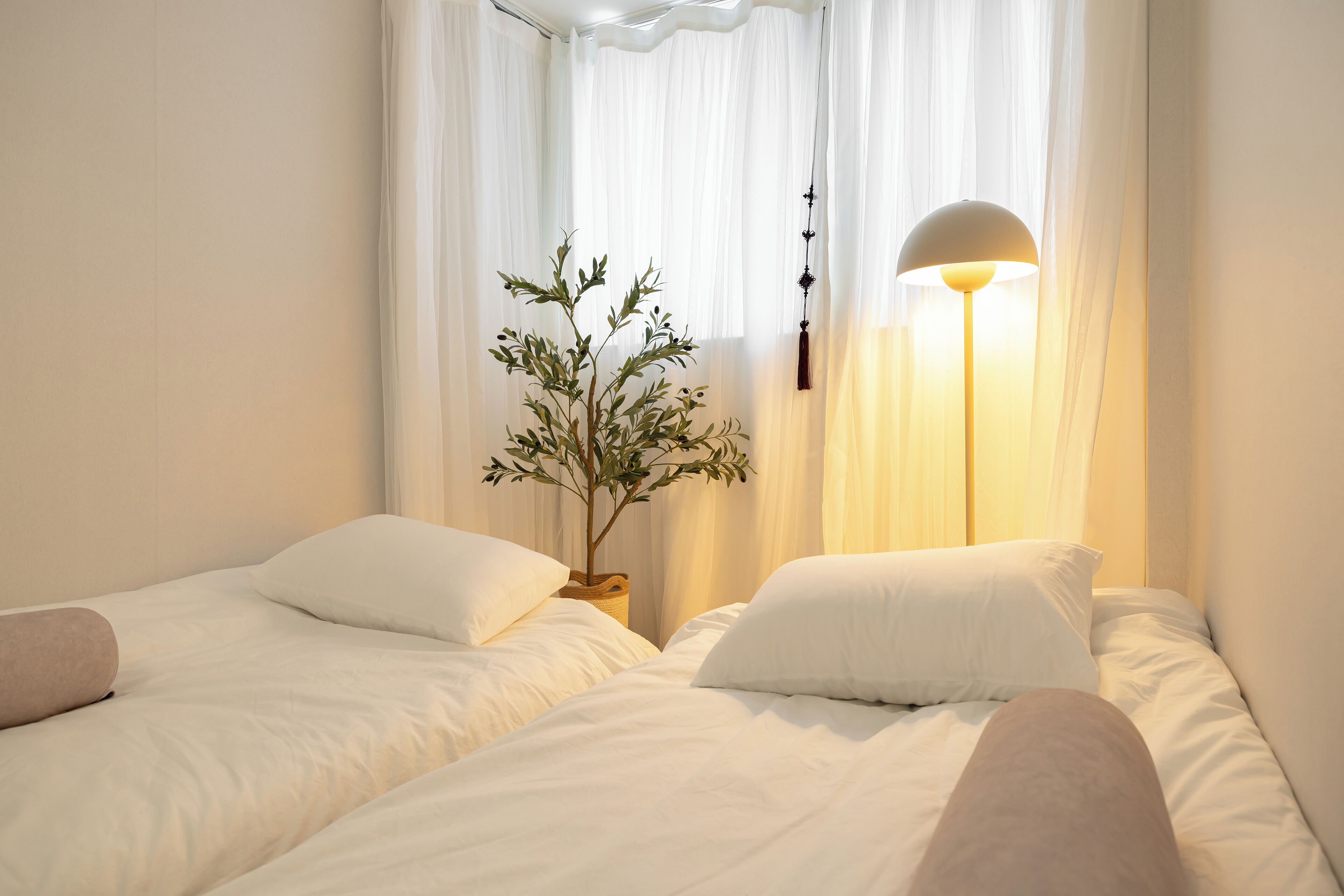 Standard Apartment (non-Korean nationals only) | Free WiFi