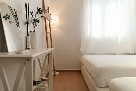 Apartamento standard (non-Korean nationals only) | Wi-Fi de cortesia. mila house 2
