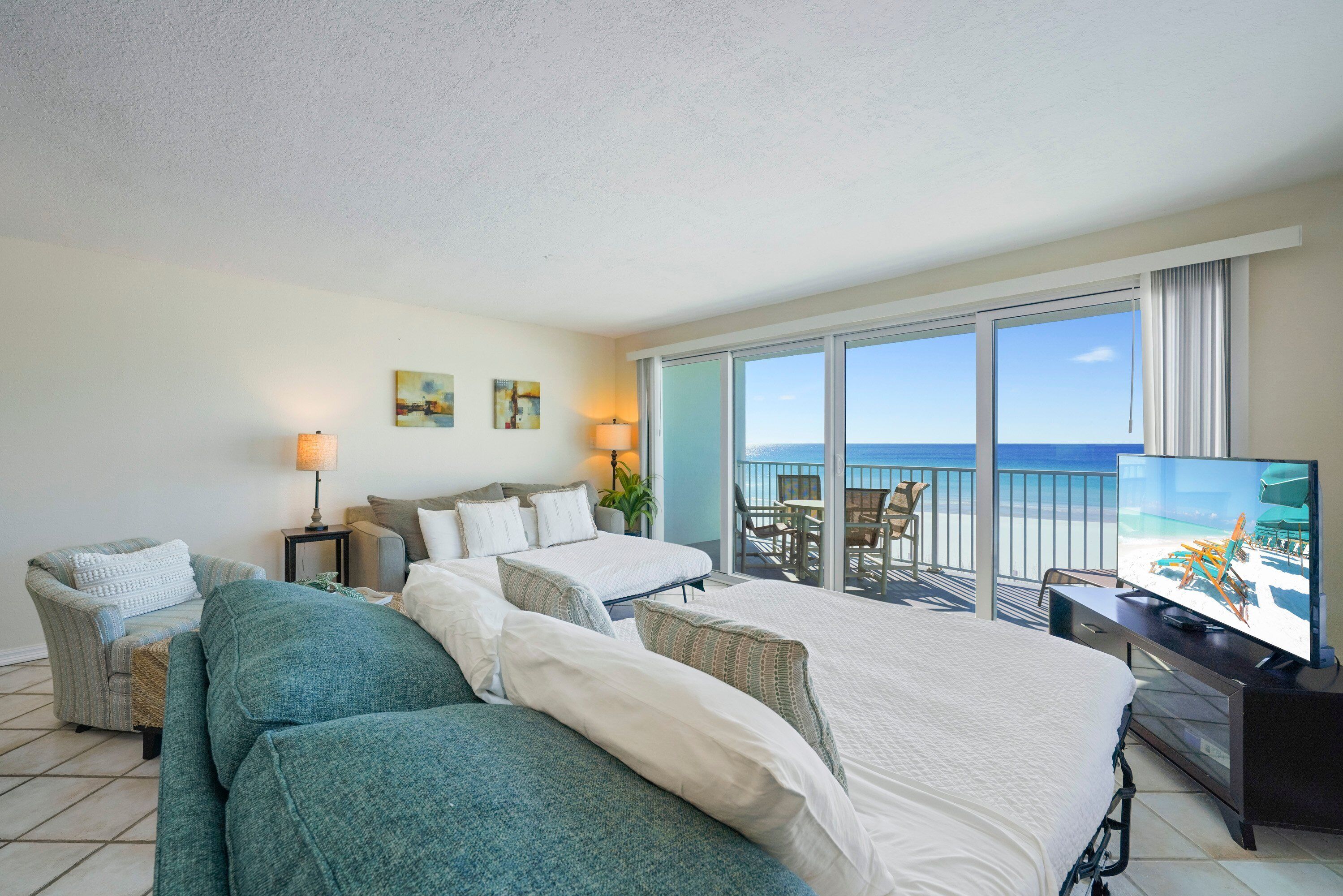 Fer et planche à repasser, accès au Wi-Fi (inclus), literie fournie