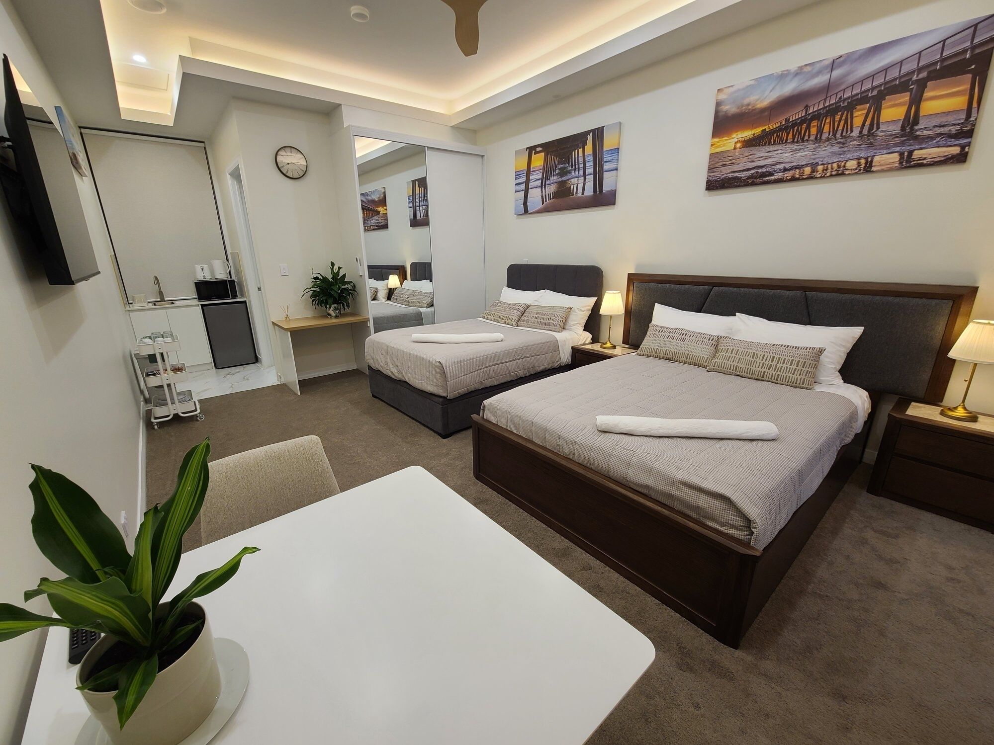 1 quarto, escrivaninha, Wi-Fi, roupa de cama