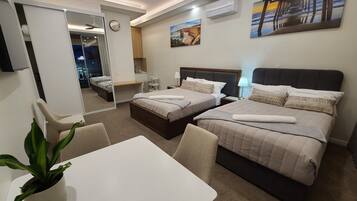 1 bedroom, desk, WiFi, bed sheets