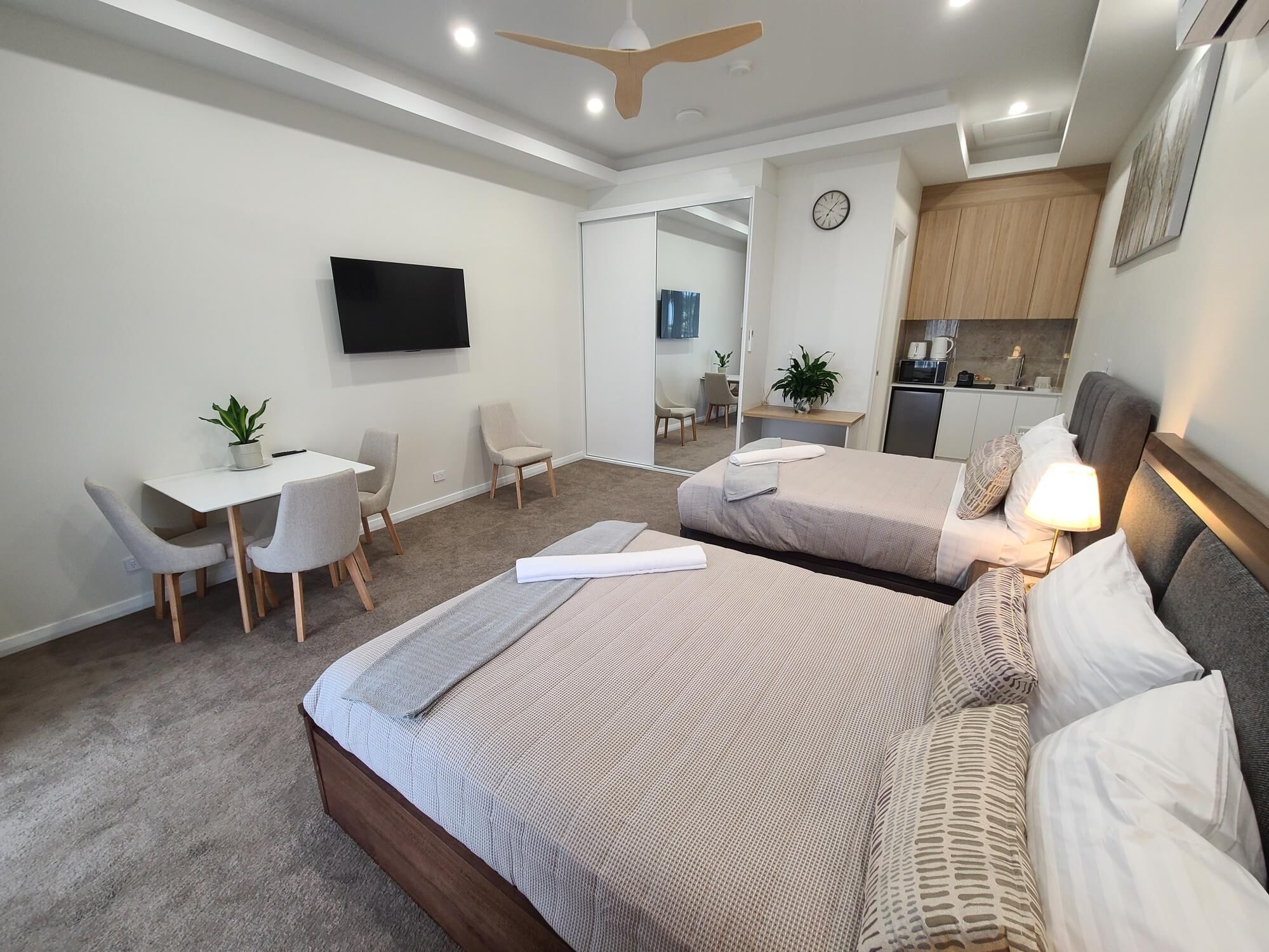 1 chambre, bureau, Wi-Fi, draps fournis