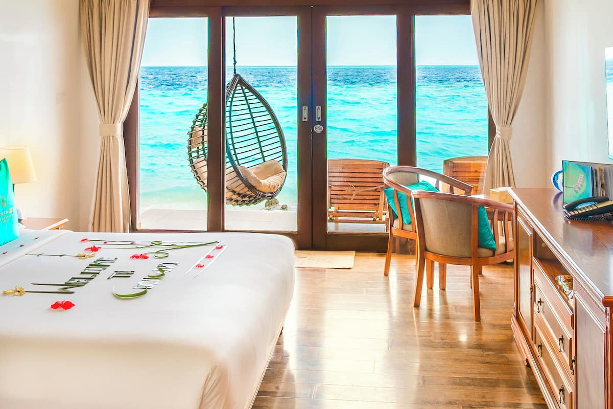 Double Room, Beach View | In-room safe, iron/ironing board, free WiFi