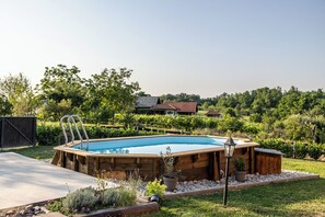 Pool - Wooden home with sauna and jacuzzi in peaceful nature near Vrbovec. (Vrbovec)