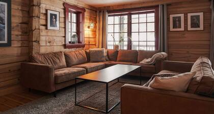 Amazing apartment in Bjorli with WiFi