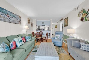 TV, DVD player, offices - Oceanfront Garden City Beach 2BR Beauty, Pool (Murrells Inlet)