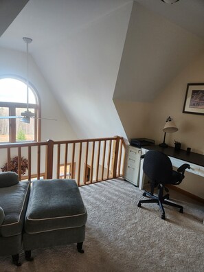 Interior - Tranquil Mountain Home - 10 mins to Okemo (Ludlow)