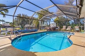 Beheizter Pool