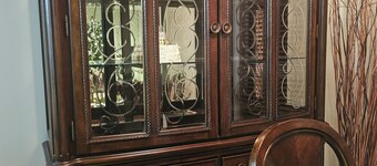 Located in the heart of Yellowknife on 49th