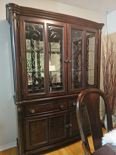 Located in the heart of Yellowknife on 49th