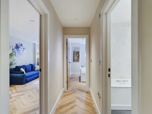 Interior - 1BD Flat Near Brighton Station (up to 4 guest) (Brighton)