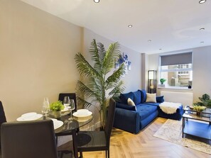 Interior - 1BD Flat Near Brighton Station (up to 4 guest) (Brighton)