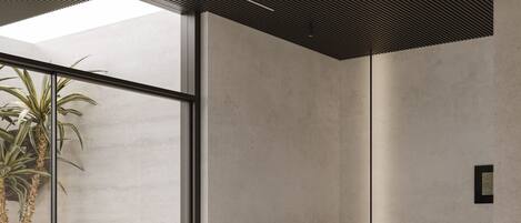 Suíte superluxo | Escrivaninha, cortinas blackout, ferros/tábuas de passar roupa