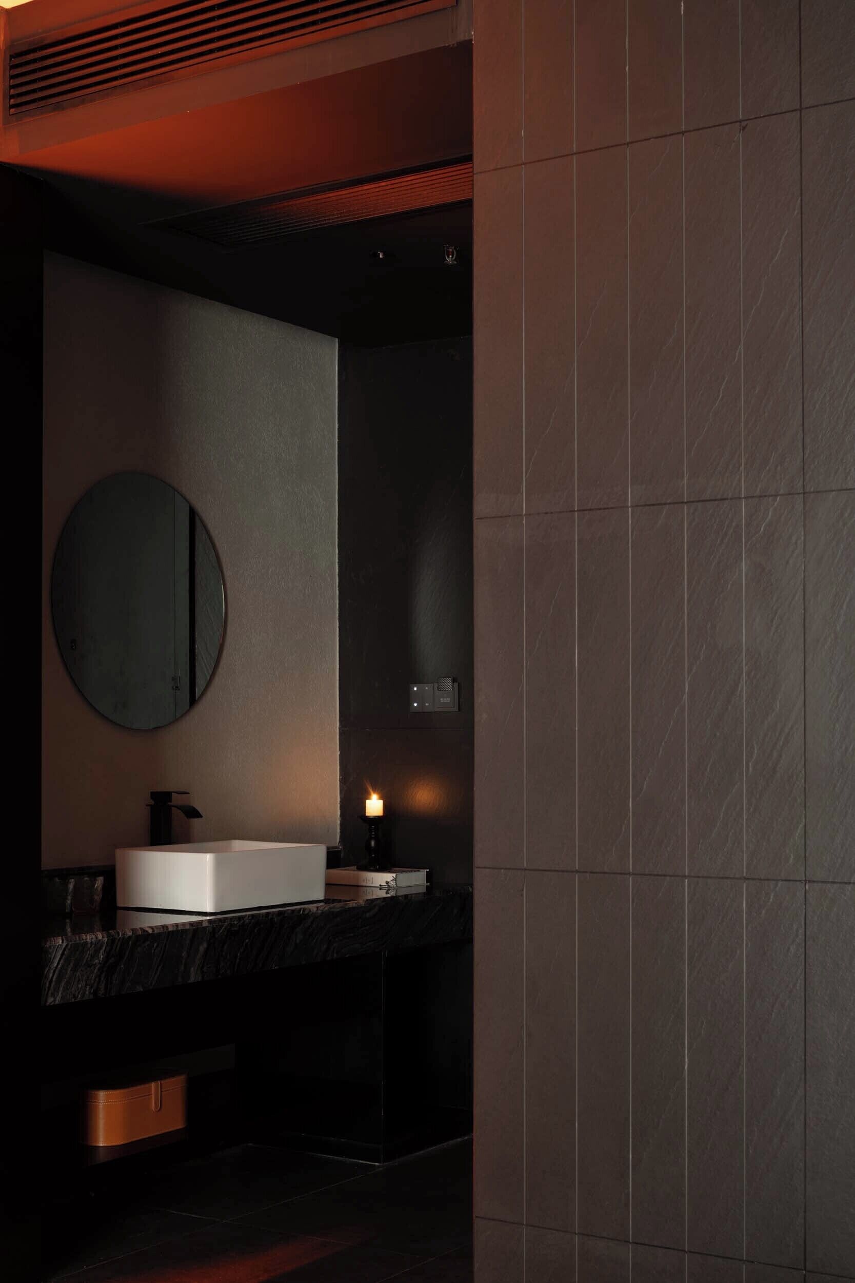 Traditional Double Room | Bathroom | Hair dryer, slippers, towels, shampoo