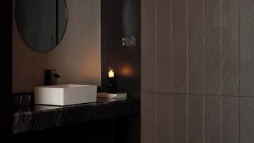 Traditional Double Room | Bathroom | Hair dryer, slippers, towels, shampoo