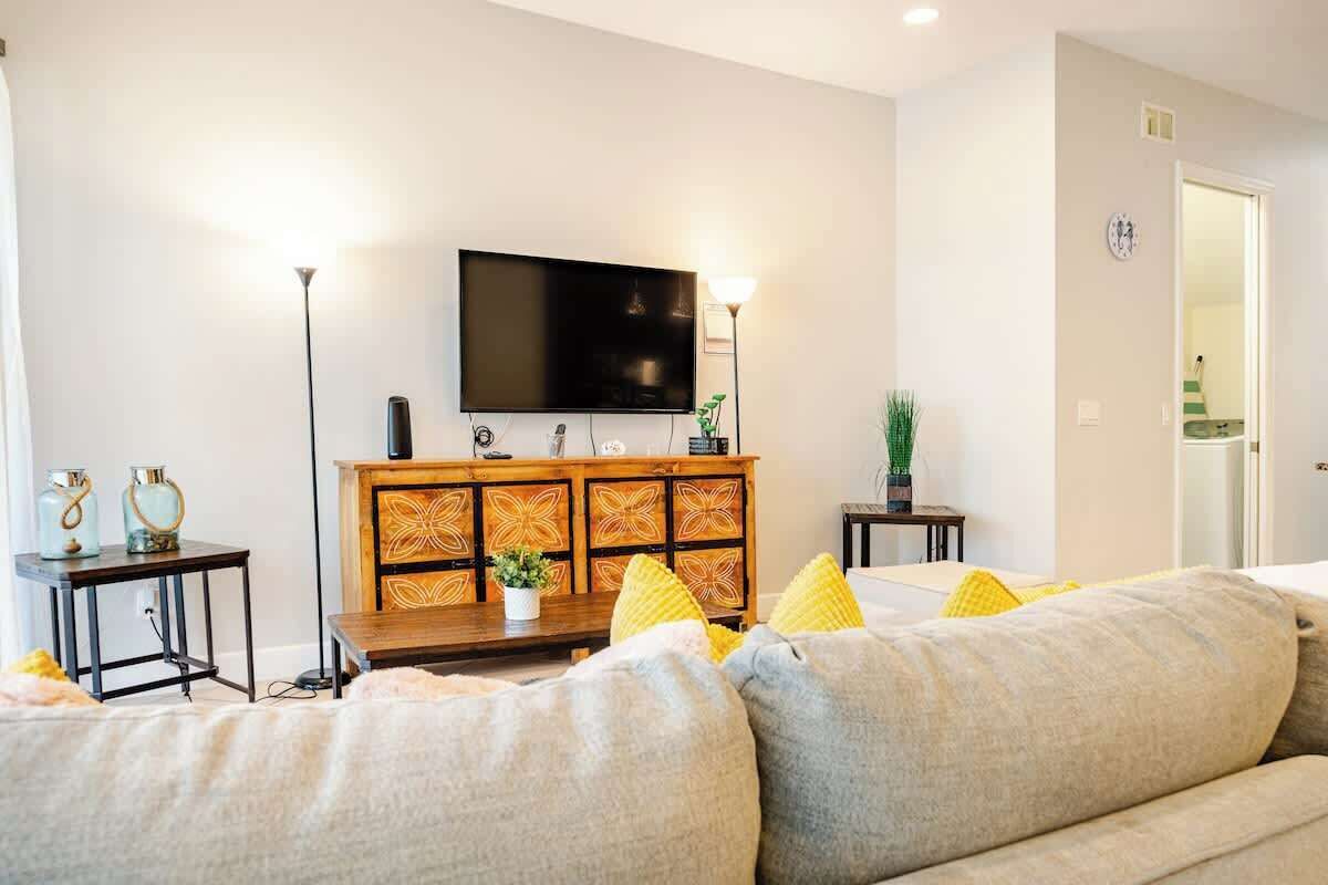 Télévision, espaces bureaux