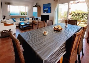 Dining - Sa Calma Esventada - 5 minutes walking to beach (S'Arenal D'En Castell (Menorca) (Urbanitzacio))