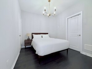 2 Schlafzimmer, Bügeleisen/Bügelbrett, kostenloses WLAN, Bettwäsche