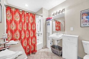 Towels - Gulf Place 221 Near Beach in 30A (Santa Rosa Beach)